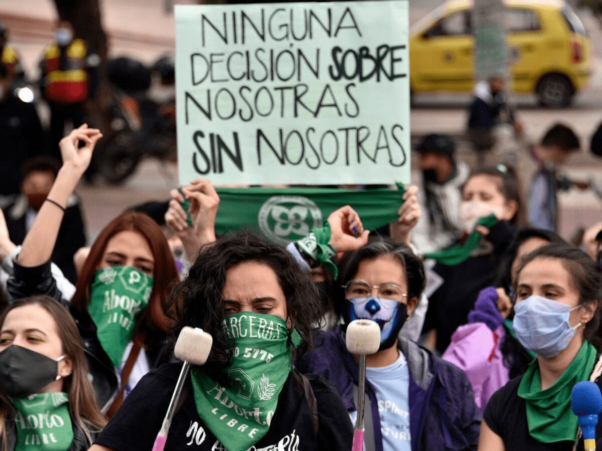 La falaz democracia de Javier Milei